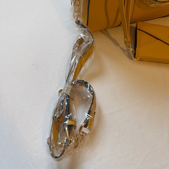 Christine Satchel and Wallet by Mia K. - Picture 2 of 6